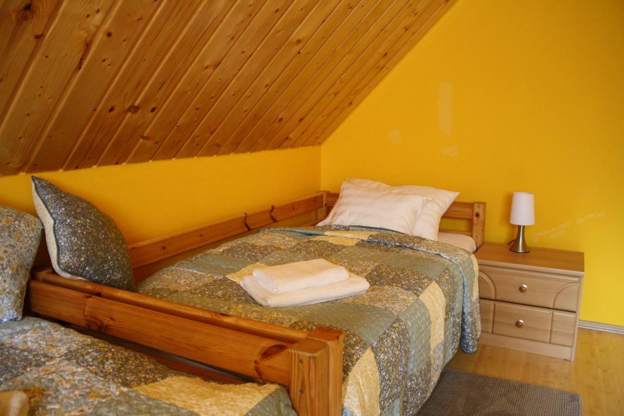 Kedvenc Vendeghaz Hotell Miskolc Eksteriør bilde